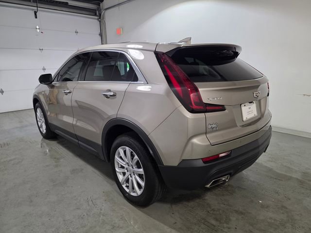 2023 Cadillac XT4 Luxury photo 4