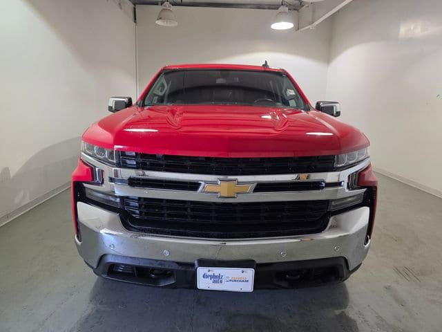 Used 2020 Chevrolet Silverado 1500 LT with VIN 3GCUYDETXLG190166 for sale in Charleston, IL