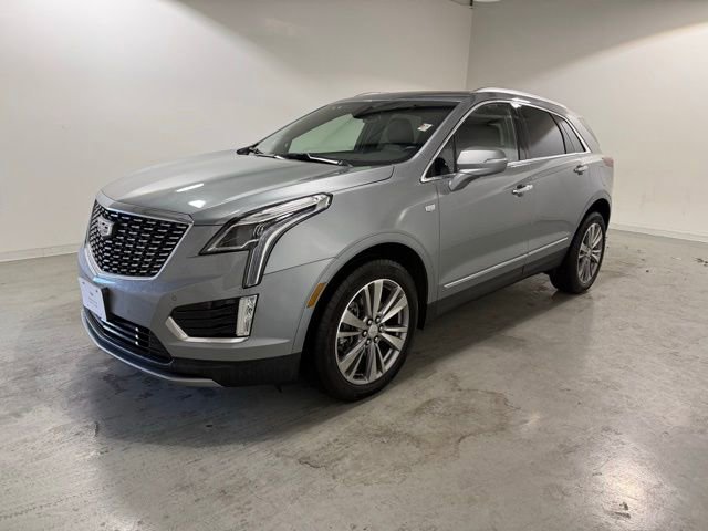 2025 Cadillac XT5 Premium Luxury photo 3