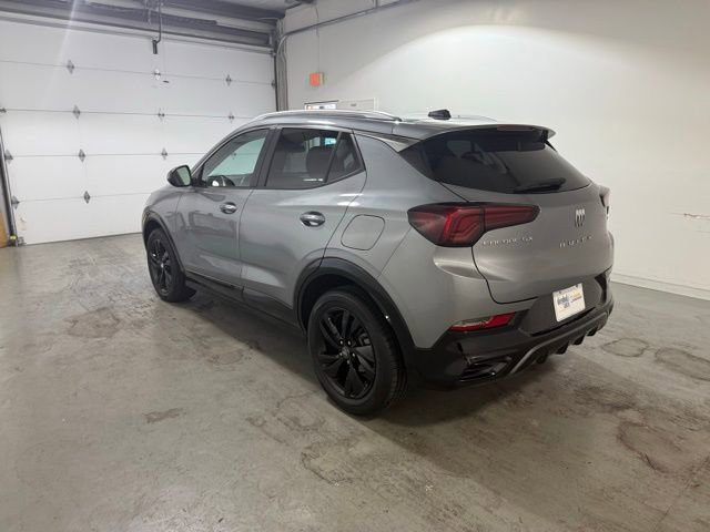 2024 Buick Encore GX Sport Touring photo 2