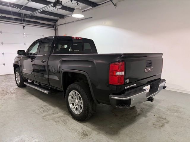 2017 Gmc Sierra 1500 SLE photo 3