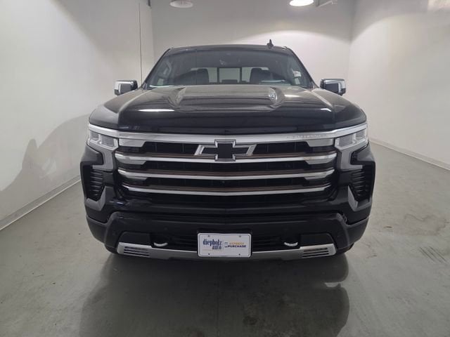 Certified 2022 Chevrolet Silverado 1500 High Country with VIN 3GCUDJEL1NG516577 for sale in Charleston, IL