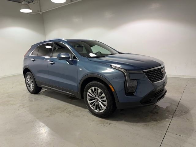2025 Cadillac XT4 Premium Luxury's photo
