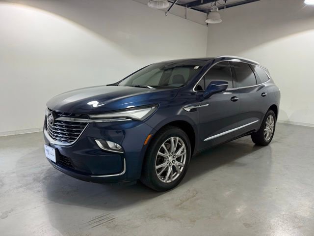 2022 Buick Enclave Essence photo 2