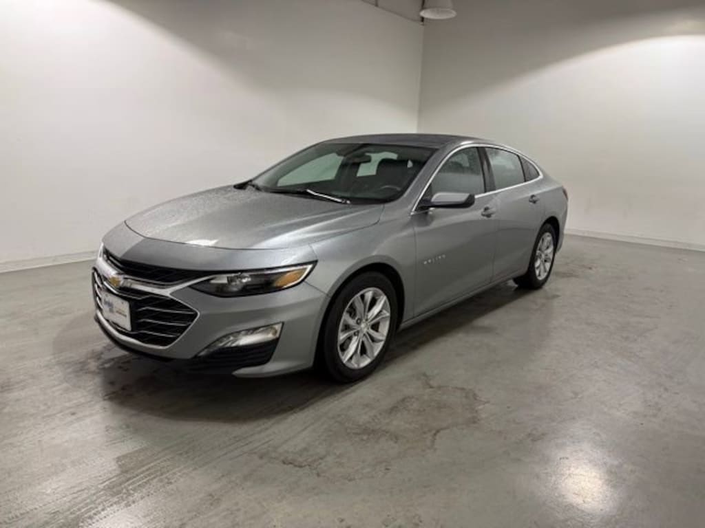 Used 2025 Chevrolet Malibu 1LT Sedan
