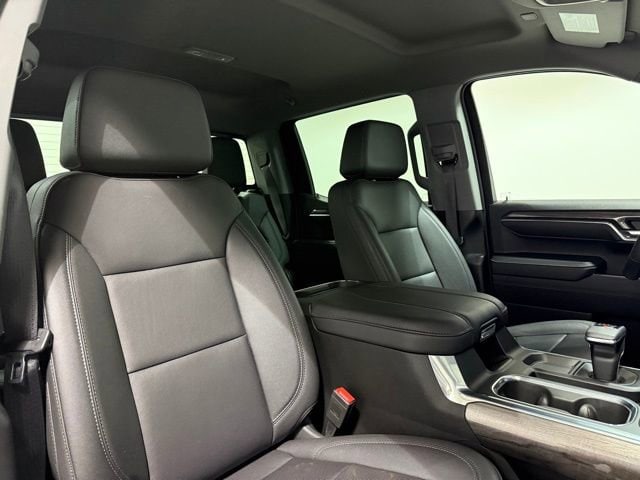 2024 Chevrolet Silverado 1500 LTZ - Photo 30