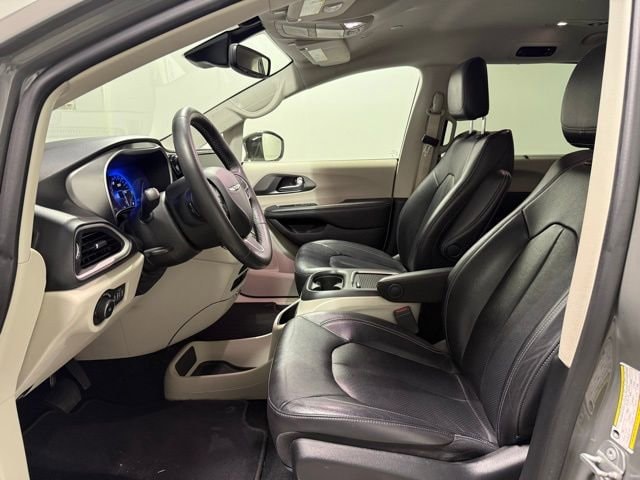 2022 Chrysler Pacifica Touring L - Photo 14
