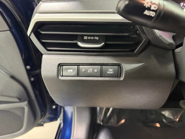 2023 Nissan Altima SR - Photo 16