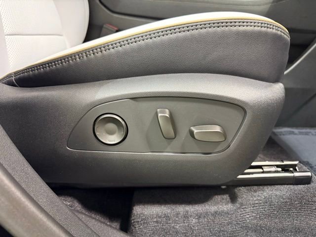 2026 Chevrolet Traverse High Country - Photo 34