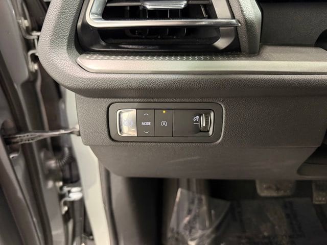 2024 Chevrolet Traverse 1LT - Photo 18