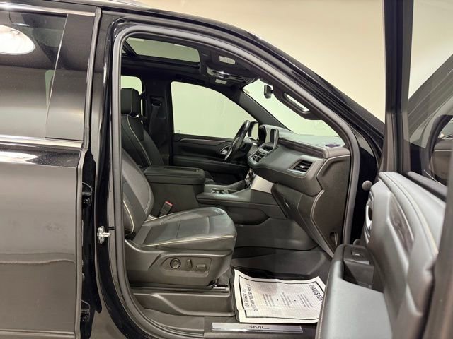 2022 GMC Yukon XL SLT - Photo 30