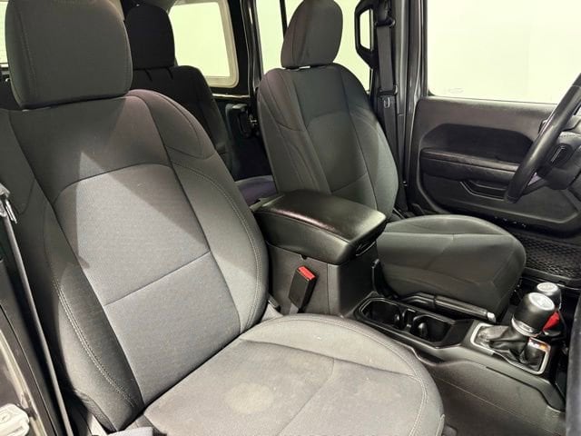 2022 Jeep Wrangler Unlimited Altitude - Photo 28