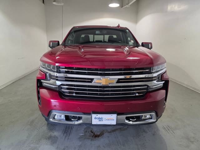 Used 2019 Chevrolet Silverado 1500 High Country with VIN 1GCUYHEL4KZ101892 for sale in Charleston, IL