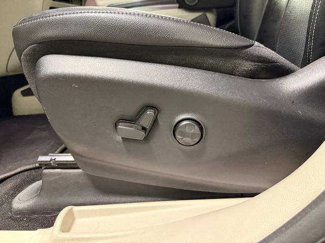 2022 Chrysler Pacifica Touring L - Photo 15
