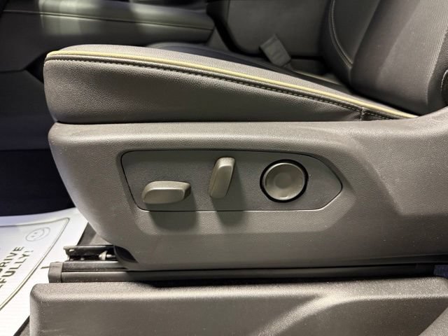 2026 Chevrolet Suburban Premier - Photo 17