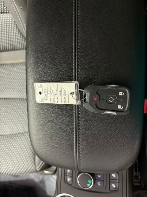 2024 GMC Terrain SLE - Photo 21