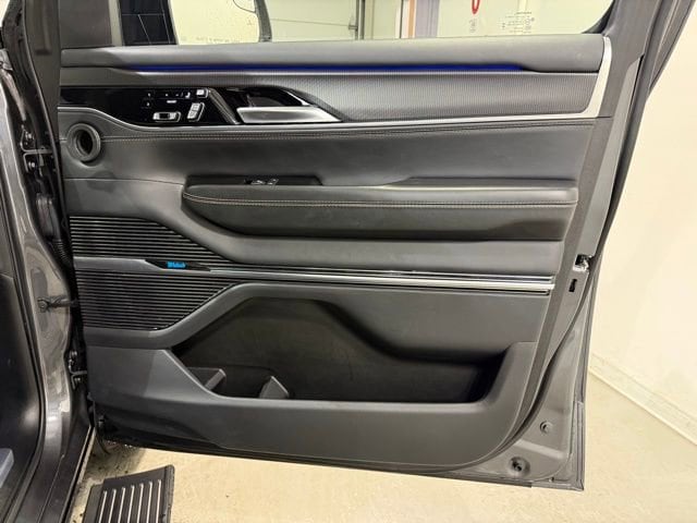 2024 Jeep Grand Wagoneer L Series II - Photo 37