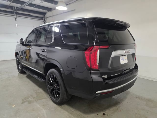 2023 Gmc Yukon SLT photo 3