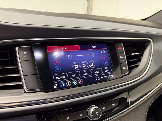 2023 Buick Enclave Essence - Photo 19