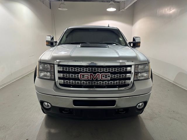 Used 2012 GMC Sierra 2500HD SLE with VIN 1GT110CG8CF164043 for sale in Charleston, IL