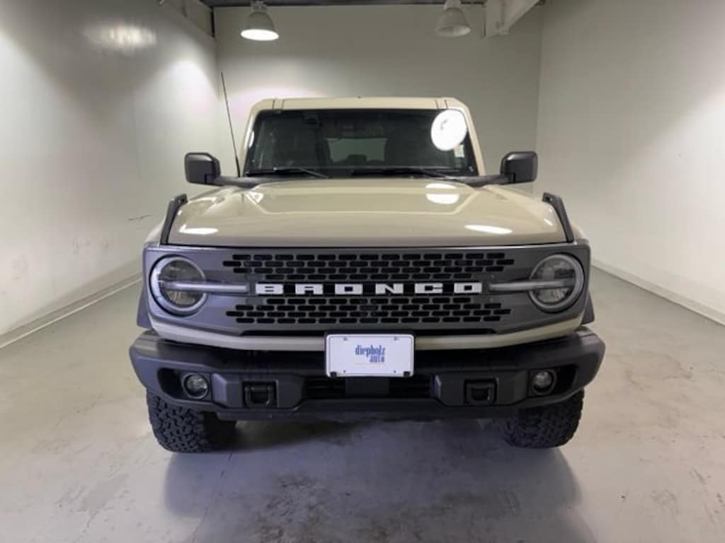 Used 2025 Ford Bronco Badlands SUV
