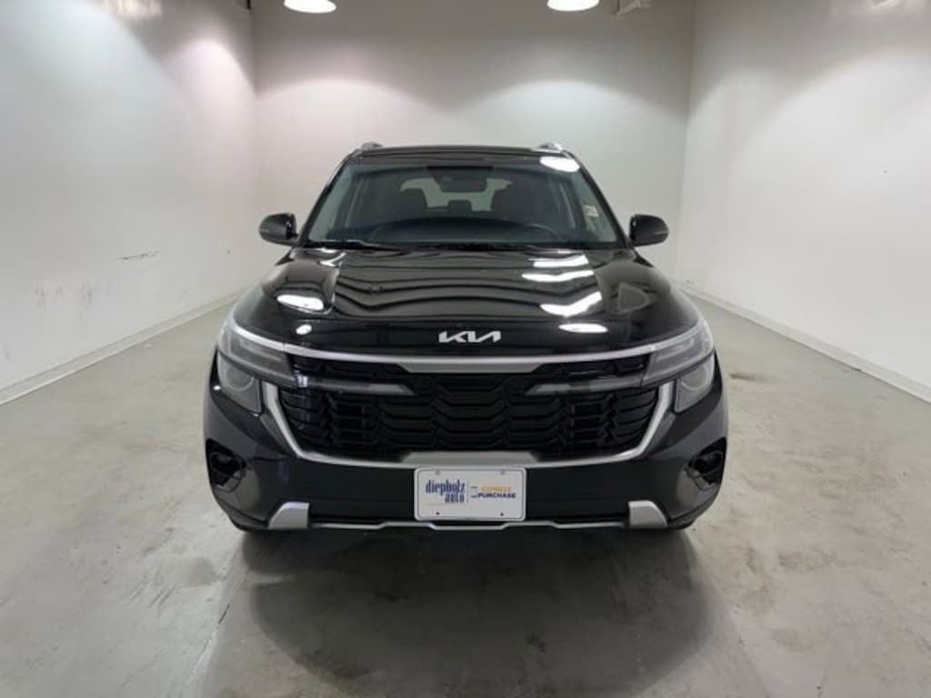 Used 2025 Kia Seltos S SUV
