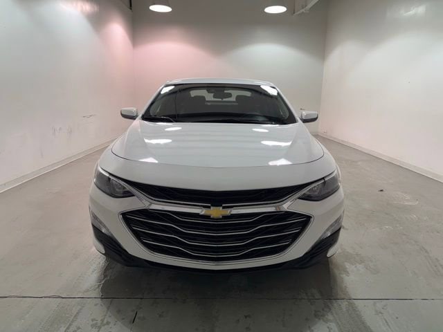 Used 2023 Chevrolet Malibu 1LT with VIN 1G1ZD5ST8PF162233 for sale in Charleston, IL