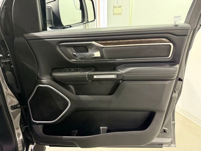 2020 RAM Ram 1500 Pickup Laramie - Photo 26