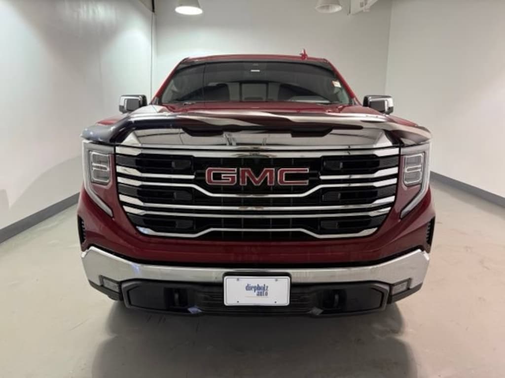 Used 2025 GMC Sierra 1500 SLT Truck Crew Cab