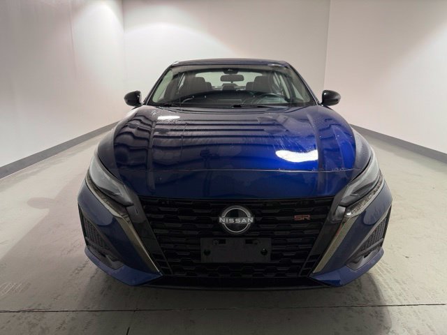 2024 Nissan Altima SR - Photo 2