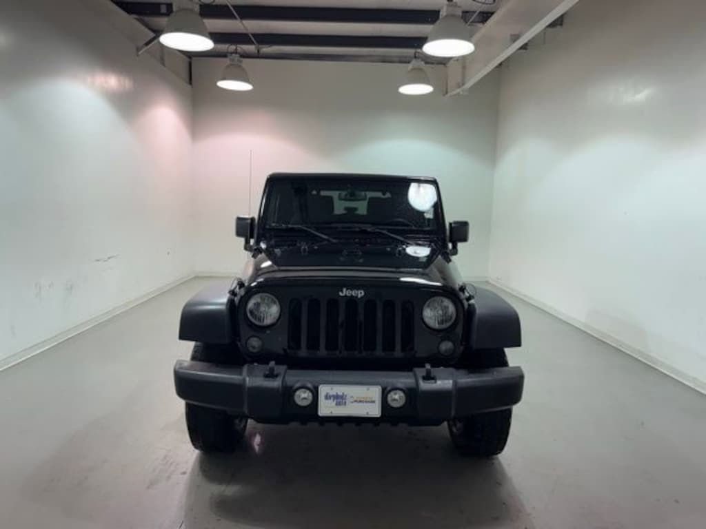 Used 2015 Jeep Wrangler Spor SUV