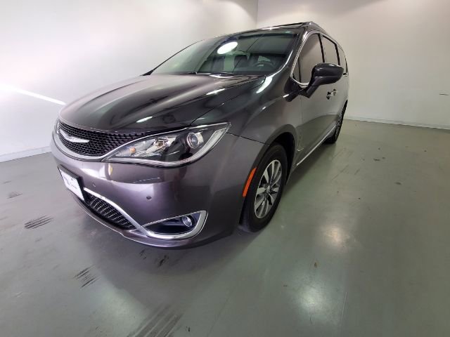 2020 Chrysler Pacifica Touring Plus photo 4
