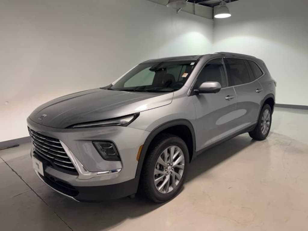 Used 2025 Buick Enclave Preferred SUV