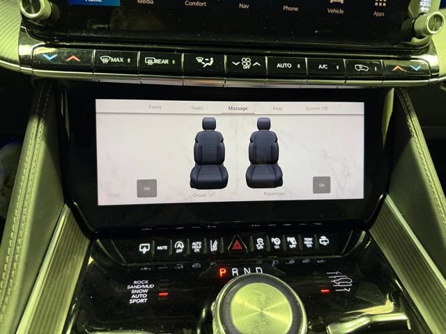 2024 Jeep Grand Wagoneer L Series II - Photo 23
