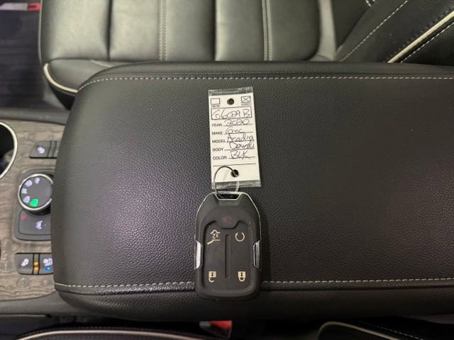 2020 GMC Acadia Denali - Photo 25