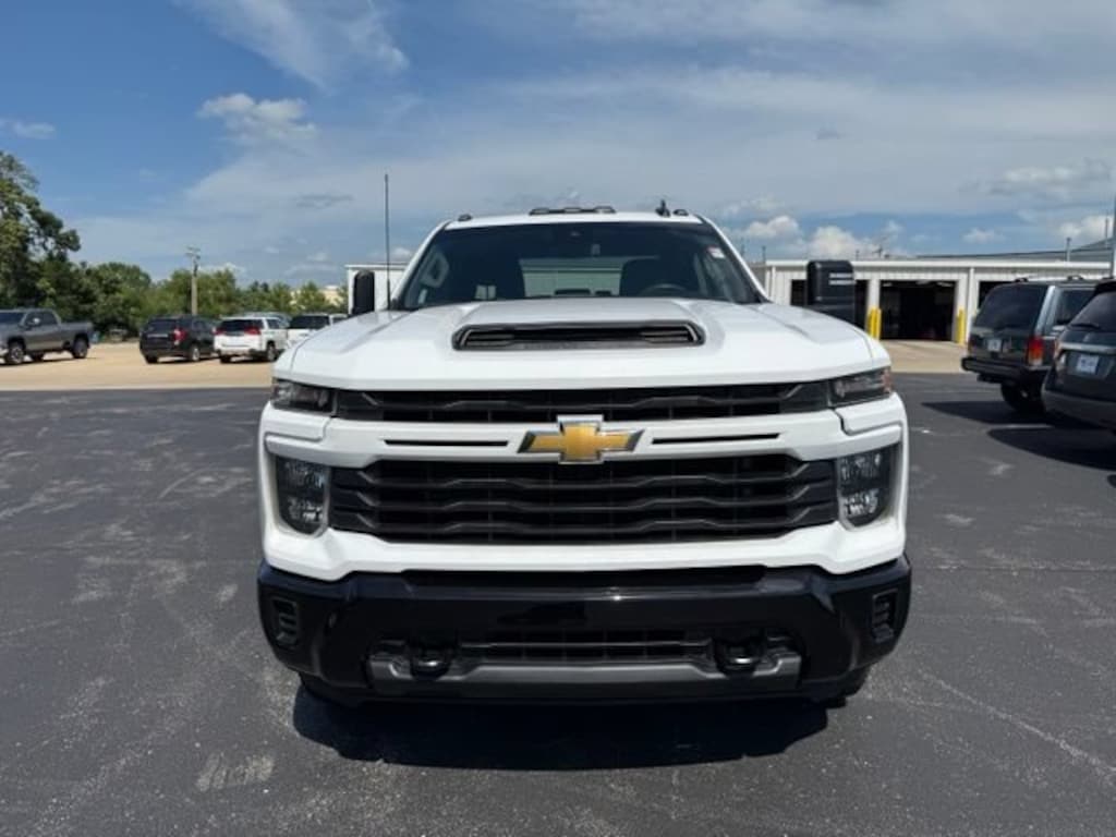 Used 2024 Chevrolet Silverado 2500 HD Custom Truck Crew Cab