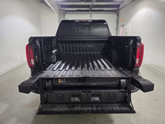 2023 GMC Sierra 1500 AT4X - Photo 8