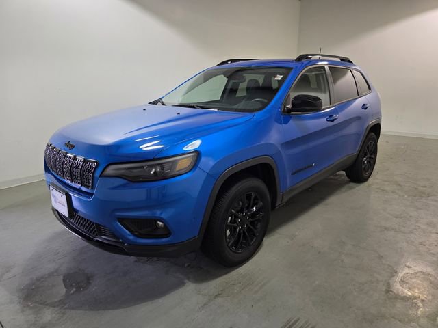 2023 Jeep Cherokee Altitude Lux photo 3