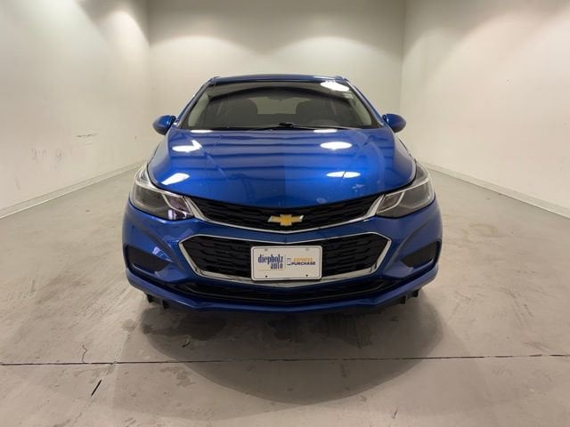 Used 2017 Chevrolet Cruze LT with VIN 3G1BE6SM3HS583156 for sale in Charleston, IL