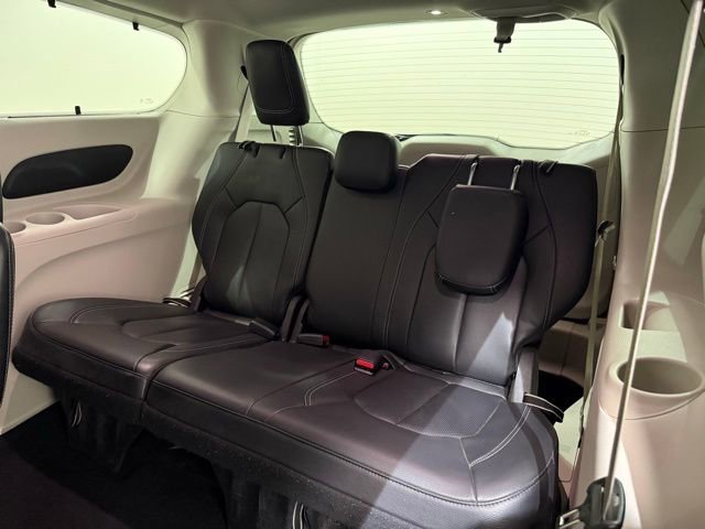 2022 Chrysler Pacifica Touring L - Photo 26