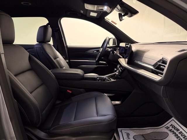 2025 Chevrolet Traverse LT - Photo 30