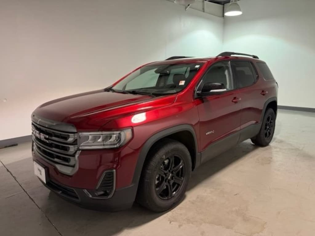 Used 2022 GMC Acadia AT4 SUV