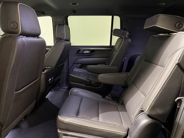 2026 Chevrolet Suburban Premier - Photo 28