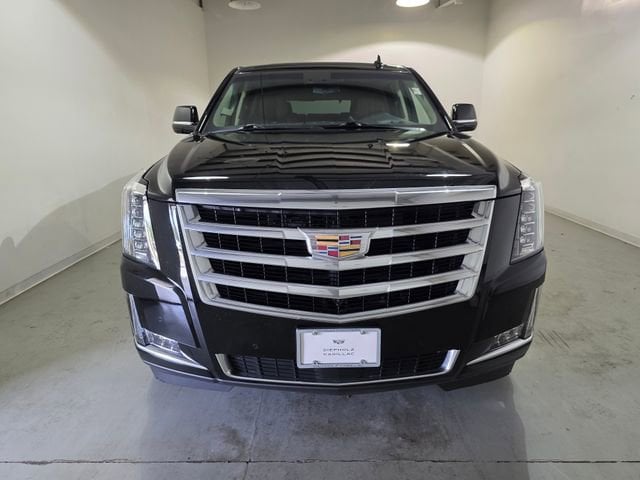 Used 2020 Cadillac Escalade Premium Luxury with VIN 1GYS4CKJ0LR110464 for sale in Charleston, IL