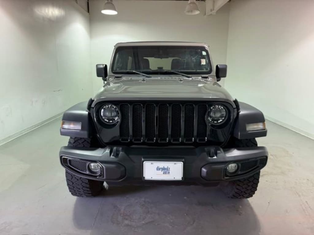 Used 2023 Jeep Wrangler 4-Door Willys 4x4 SUV