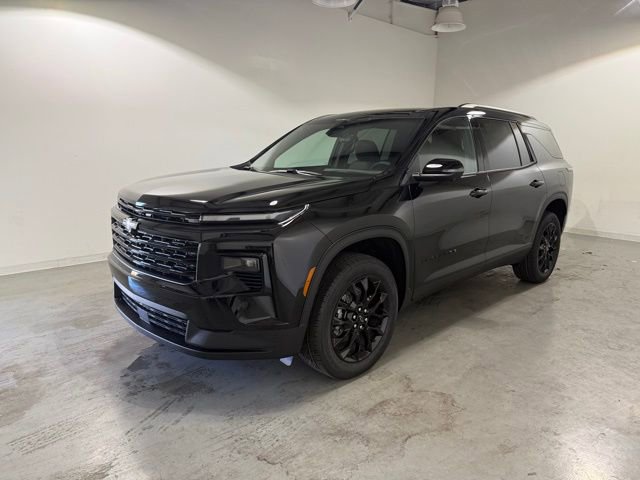 2026 Chevrolet Traverse photo 2