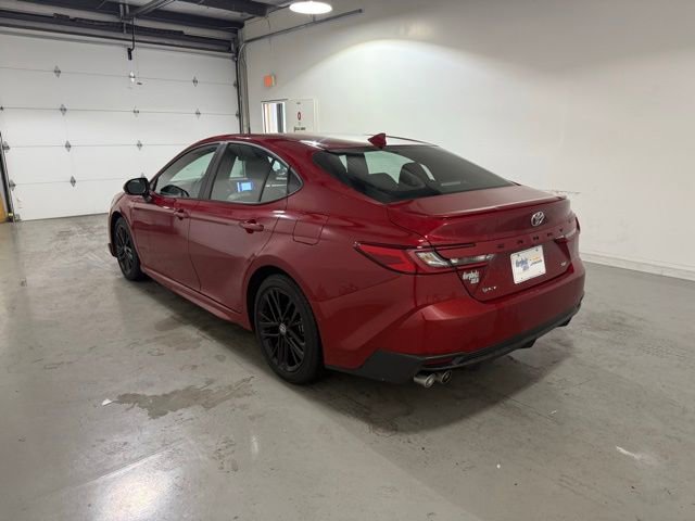 2025 Toyota Camry LE photo 3