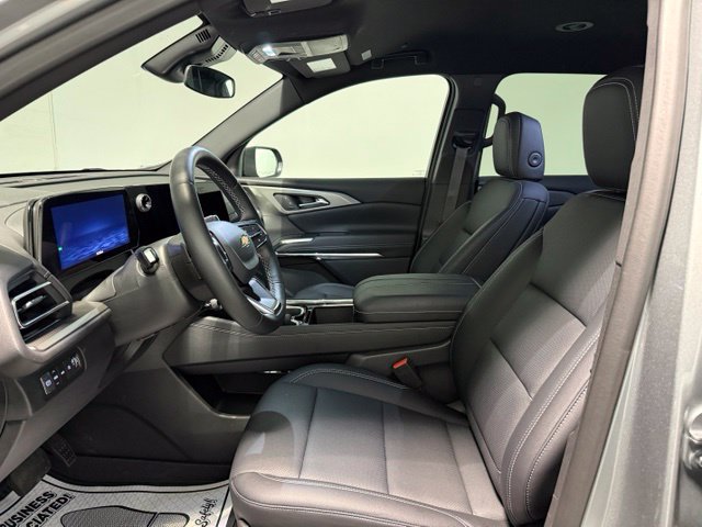 2025 Chevrolet Traverse LT - Photo 13