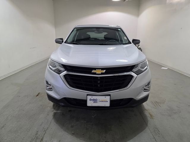 Used 2018 Chevrolet Equinox LT with VIN 2GNAXJEV7J6240091 for sale in Charleston, IL