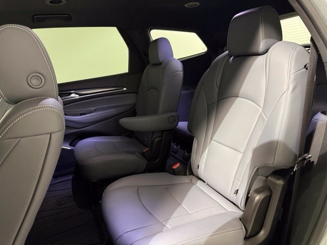 2023 Buick Enclave Essence - Photo 27